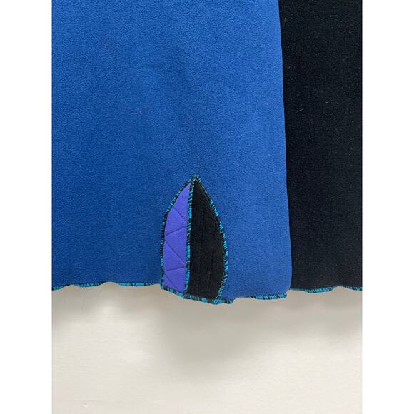 Red Rover Fleece Art to Wear Embroidered Applique Mixed Media Artsy Vest - 3X - Picture 9 of 10